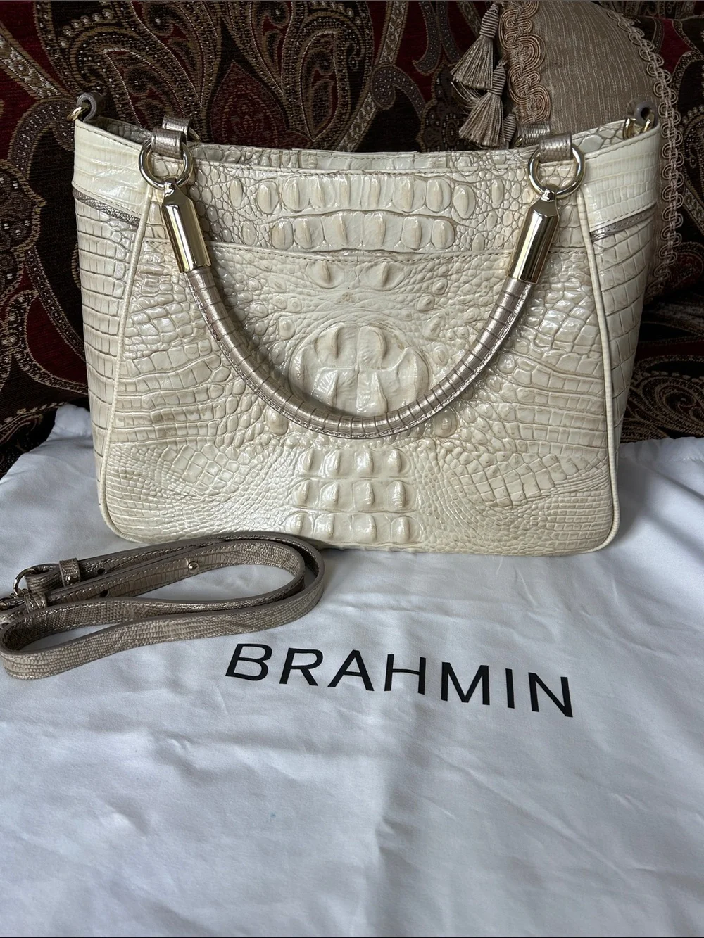 Brahmin Ruby Melbourne Satchel in EUC